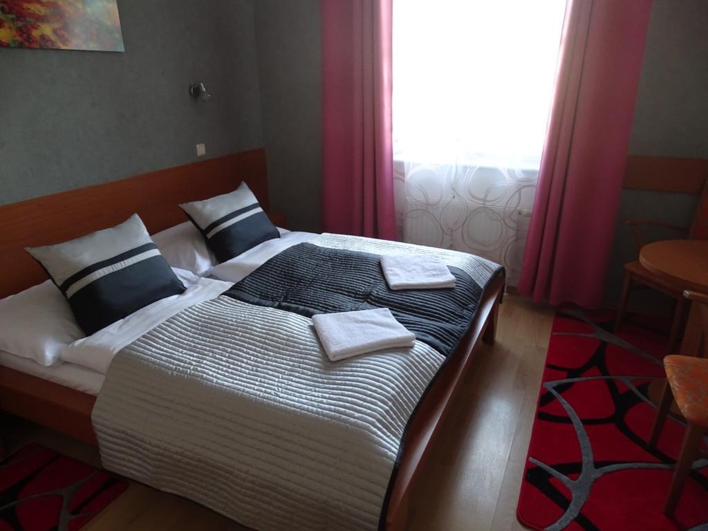 Hotel Rose Břeclav Eksteriør billede