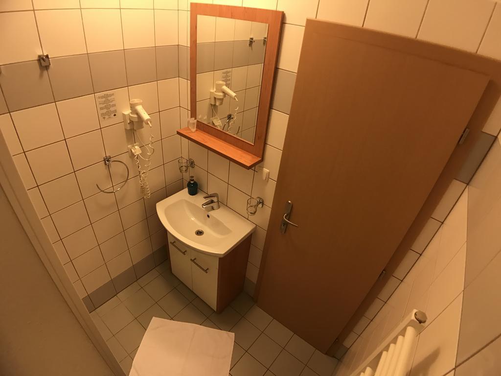 Hotel Rose Břeclav Eksteriør billede