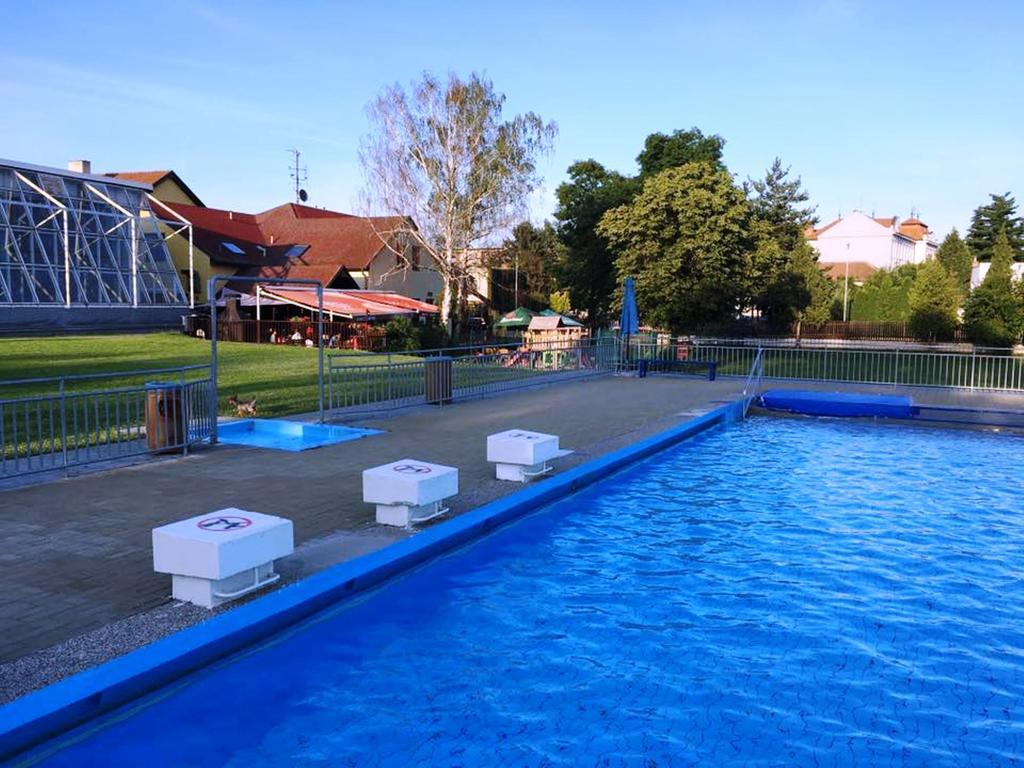 Hotel Rose Břeclav Eksteriør billede